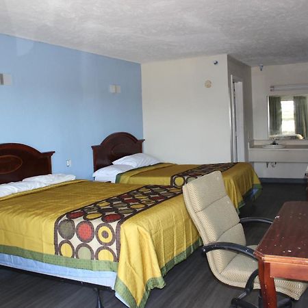 Relax Inn Кантон Екстериор снимка